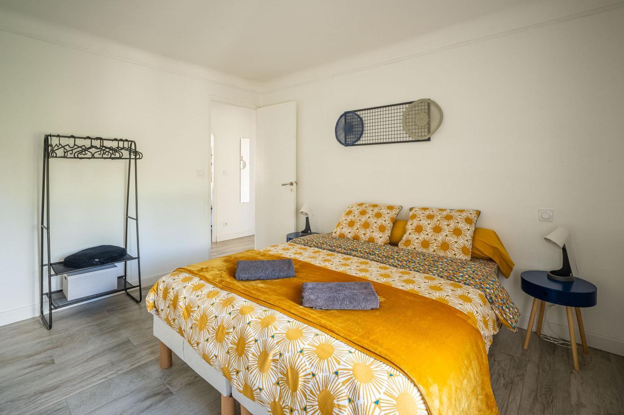 Apartment Le Spacieux Anatole, T3 Bis, Centre